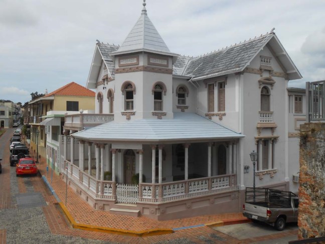 Casa Morales, San German, Puoerto Rico, vivre sur une île, Guadeloupe